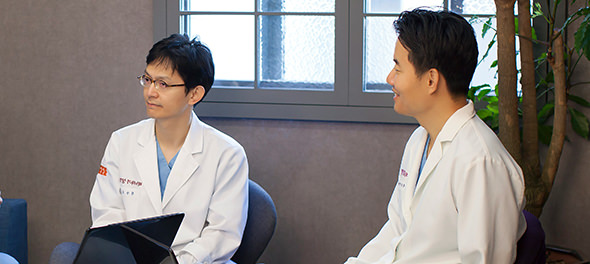 Viện trưởng Dr. Oh Chang Hyun, Dr. Park Jong Lim
